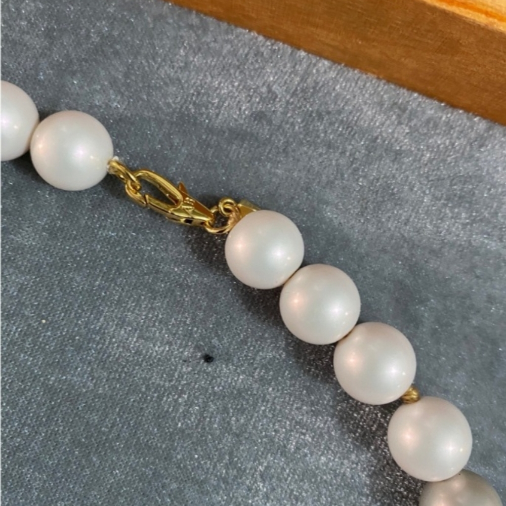Alexis Bittar Pearl Necklace - Picture 6 of 13